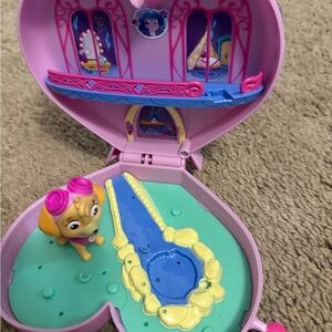 Heart-Shaped Playset with Figurine
